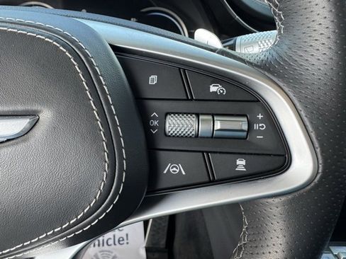 Used 2025 Genesis GV70 3.5T Sport w/ Sport Advanced Package image 18