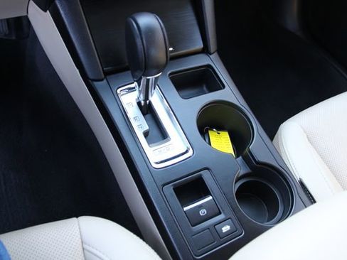 Used 2016 Subaru Legacy 3.6R Limited image 26