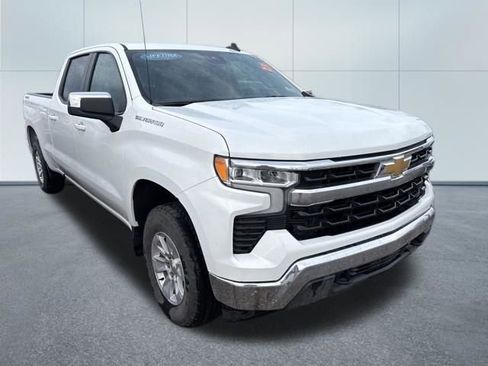 Used 2025 Chevrolet Silverado 1500 LT w/ Work Truck Package image 4