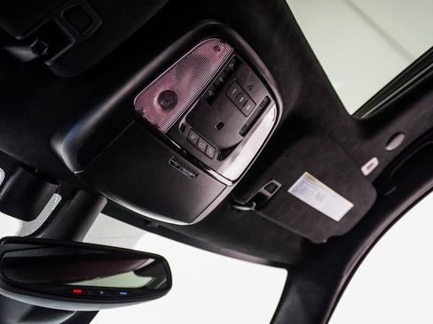 Used 2022 Dodge Durango SRT w/ Premium Interior Group image 35