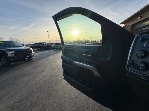 Used 2016 Chevrolet Silverado 2500 LT w/ LT Convenience Package image 16