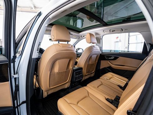 Used 2021 Audi Q7 2.0T Premium Plus w/ Executive Package image 59