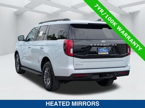 Certified 2025 Ford Expedition Active AWD/4WD image 7