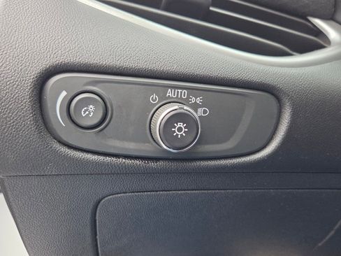 Used 2024 Chevrolet Malibu LT image 27