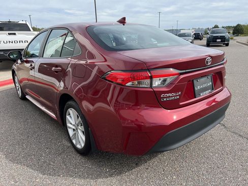Used 2024 Toyota Corolla LE w/ LE Convenience Package FWD image 10