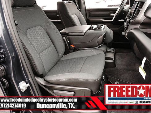 New 2026 RAM 1500 Express AWD/4WD image 15