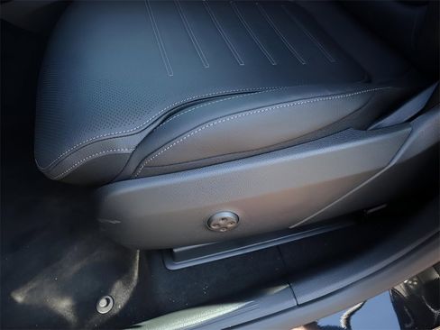 New 2026 Mercedes-Benz GLC 43 AMG 4MATIC image 30