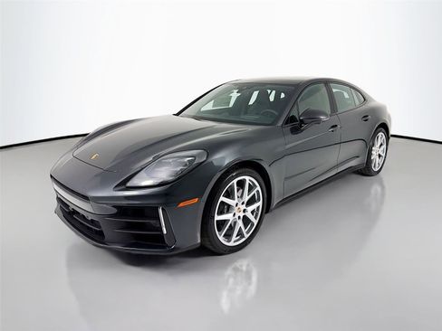 New 2025 Porsche Panamera 4 image 1
