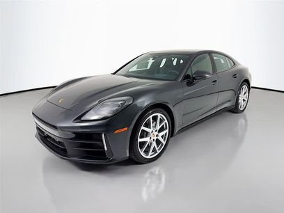 New 2025 Porsche Panamera 4