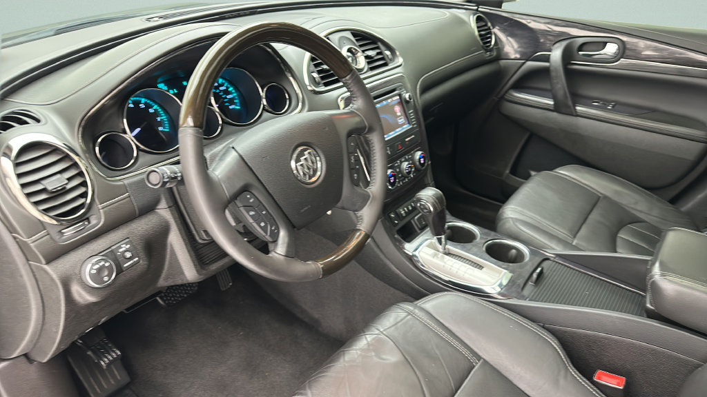 Used 2015 Buick Enclave Leather FWD image 10