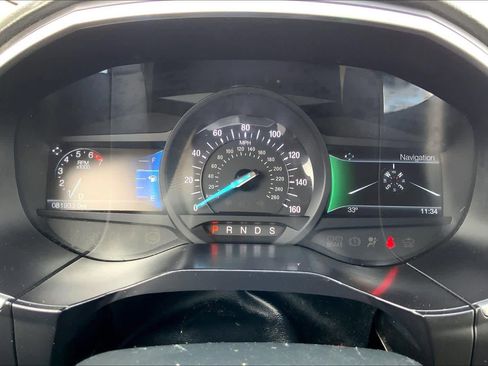 Used 2018 Ford Edge Titanium w/ Technology Package image 26