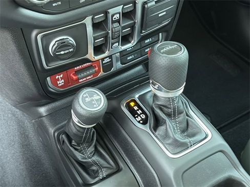 New 2026 Jeep Gladiator Mojave image 28