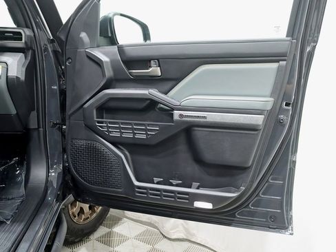 Used 2025 Toyota Tacoma 4x4 Double Cab Hybrid w/ Tow Tech Package image 37