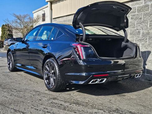 New 2026 Cadillac CT5 V image 7