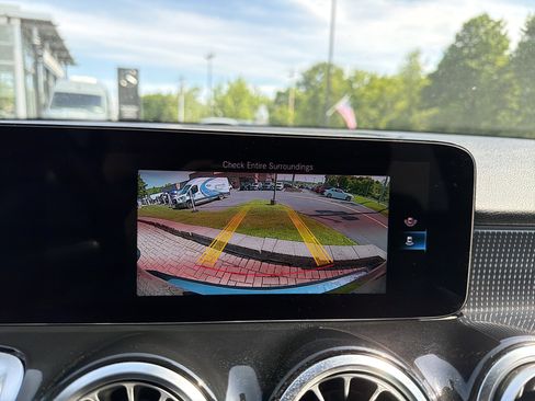 Certified 2023 Mercedes-Benz GLB 250 4MATIC image 20