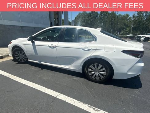 Used 2023 Toyota Camry LE FWD image 1