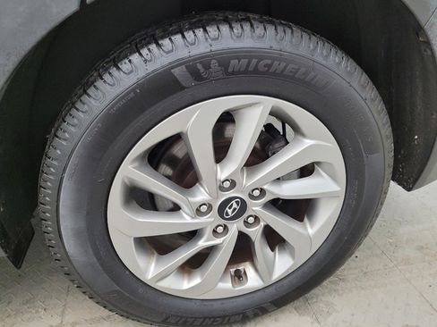 Used 2018 Hyundai Tucson SE image 31