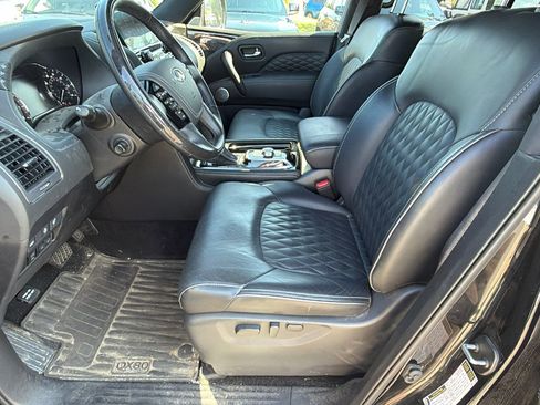 Used 2024 INFINITI QX80 Sensory AWD/4WD image 17