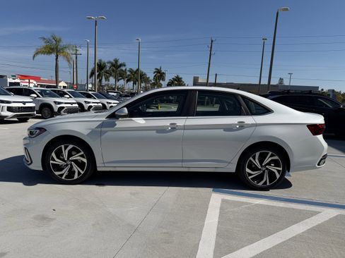 New 2026 Volkswagen Jetta SEL image 6