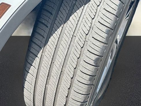Used 2024 Lincoln Corsair FWD w/ Equipment Group 101A image 34