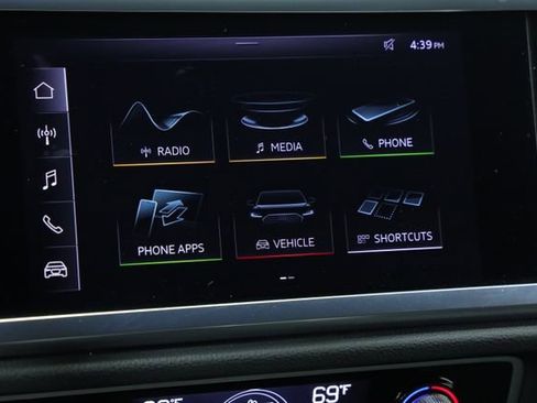 Used 2019 Audi Q3 2.0T Premium Plus image 17