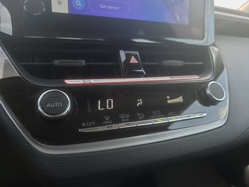 Used 2026 Toyota Corolla LE FWD image 23