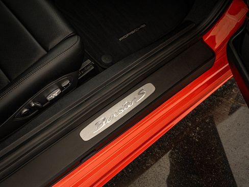 Used 2017 Porsche 718 Boxster S image 38