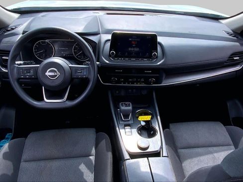 Used 2024 Nissan Rogue SV AWD/4WD image 27