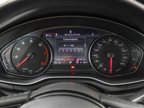 Used 2018 Audi A4 2.0T Ultra Premium Plus w/ Premium Plus Package image 30