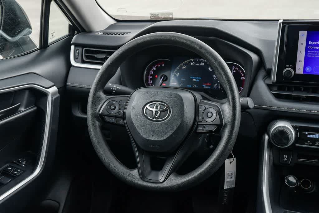 Used 2025 Toyota RAV4 LE FWD image 12