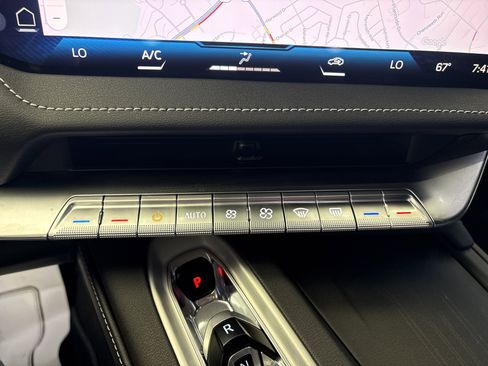 Used 2026 Chevrolet Corvette Stingray Coupe w/ 1LT image 21