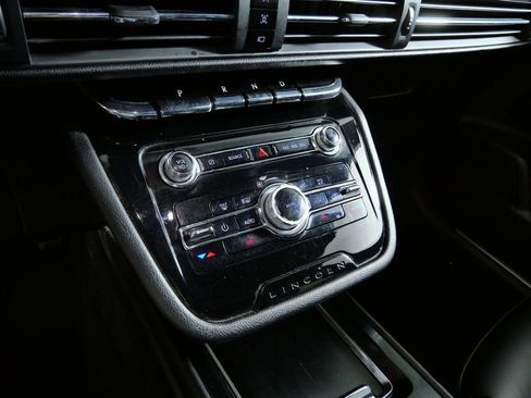 Certified 2022 Lincoln Corsair FWD image 20