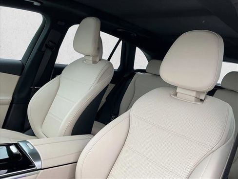 Certified 2026 Mercedes-Benz GLC 300 4MATIC image 12