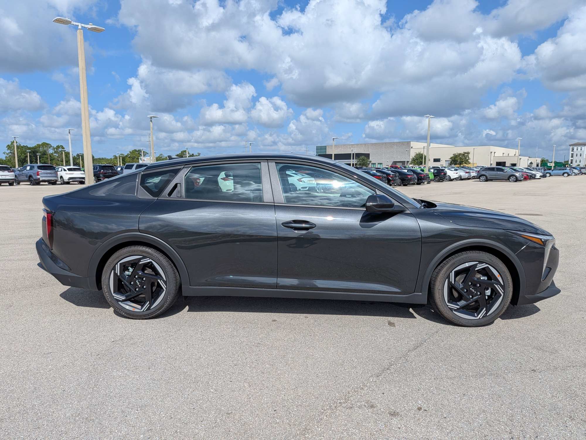 New 2026 Kia K4 EX FWD image 4
