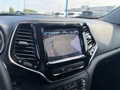 Used 2020 Jeep Cherokee Limited AWD/4WD image 30
