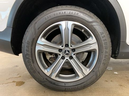 Used 2021 Mercedes-Benz GLC 300 image 39