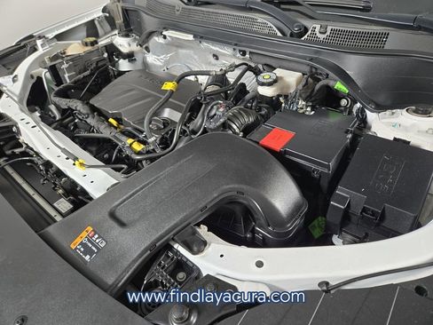 Used 2024 Chevrolet Trax LT w/ Driver Confidence Package FWD image 18