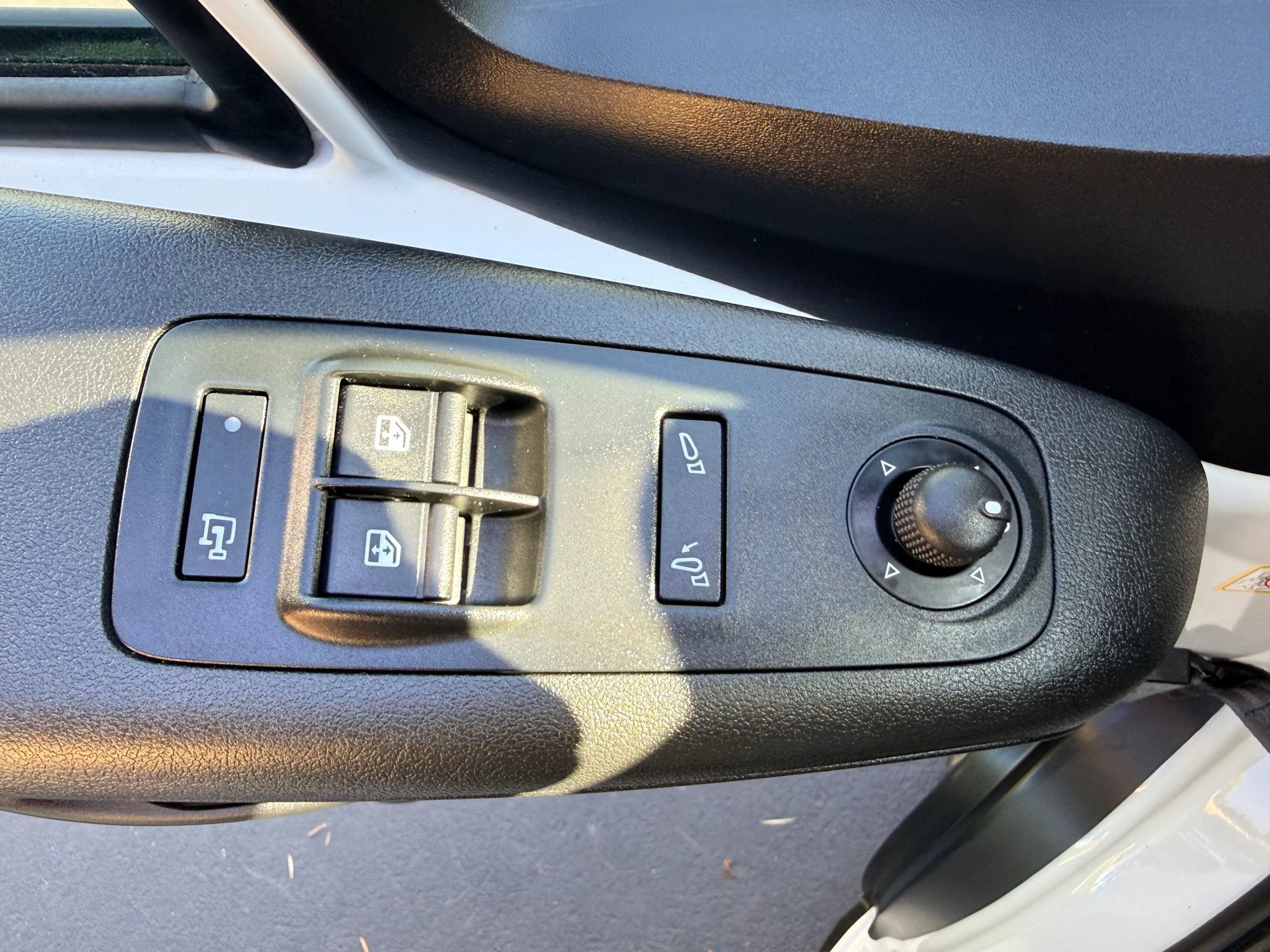 Used 2023 RAM ProMaster 3500 159 High Roof Extended w/ Safety Group FWD image 21