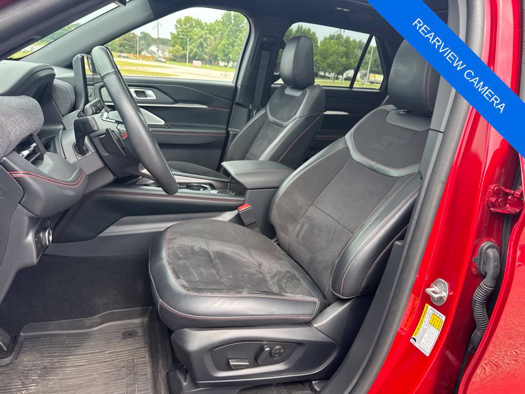 Used 2025 Ford Explorer ST w/ Sun And Sound Package AWD/4WD image 22
