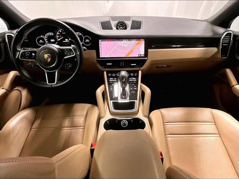 Used 2021 Porsche Cayenne E-Hybrid image 17