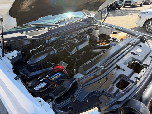 Used 2017 Ford F250 XL w/ Power Equipment Group AWD/4WD image 30