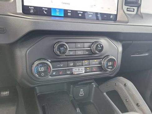 Used 2026 Ford Bronco Badlands AWD/4WD image 27