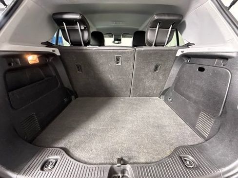Used 2019 Chevrolet Trax LT w/ LT Convenience Package FWD image 27