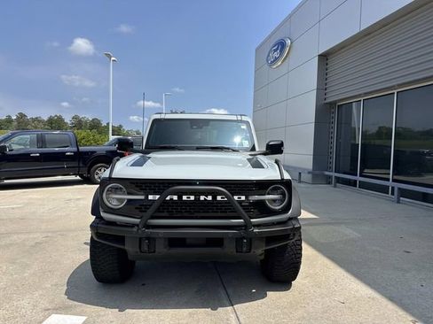Certified 2021 Ford Bronco First Edition AWD/4WD image 2