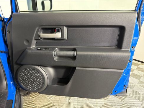 Used 2007 Toyota FJ Cruiser 4WD image 14