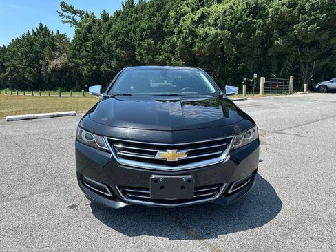 Used 2019 Chevrolet Impala Premier FWD image 2