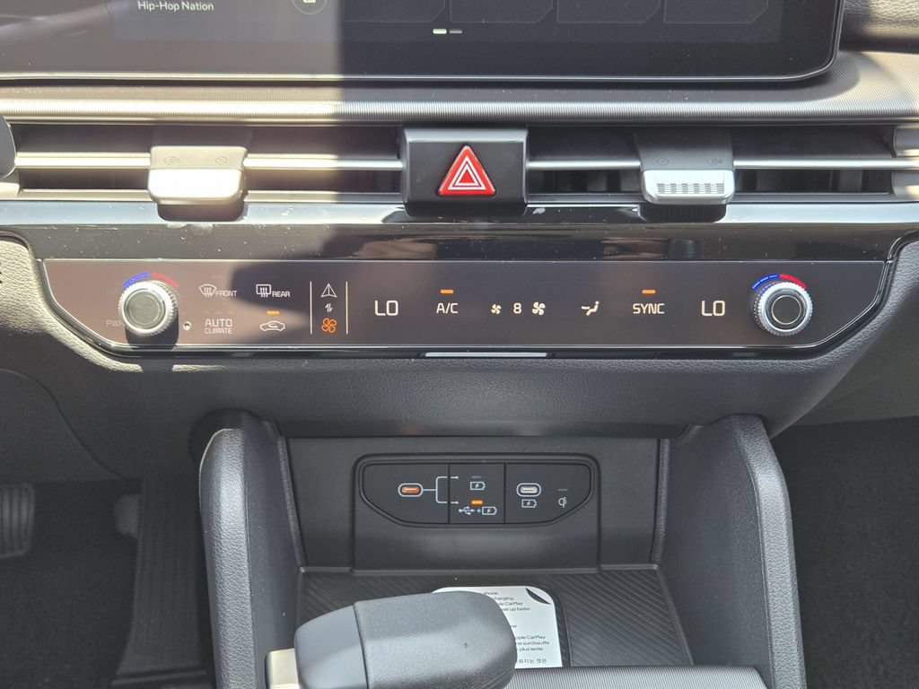 New 2026 Kia Sportage EX FWD image 14
