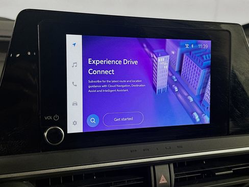 Used 2025 Toyota Prius LE image 21