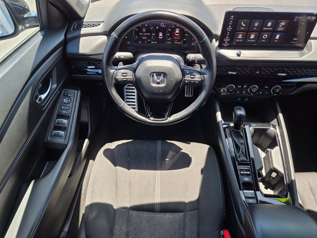 Used 2023 Honda Accord Sport image 11