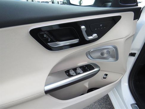 Used 2026 Mercedes-Benz C 300 4MATIC Sedan image 9